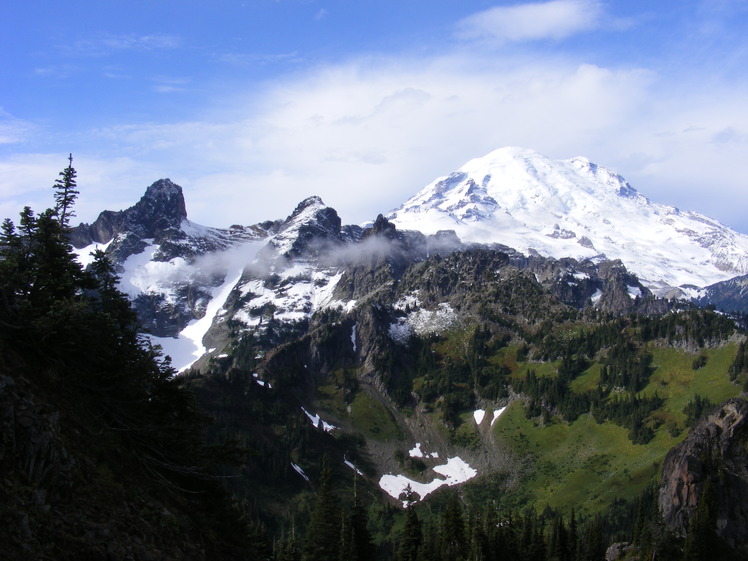 Mount Rainier from Barrier Peak