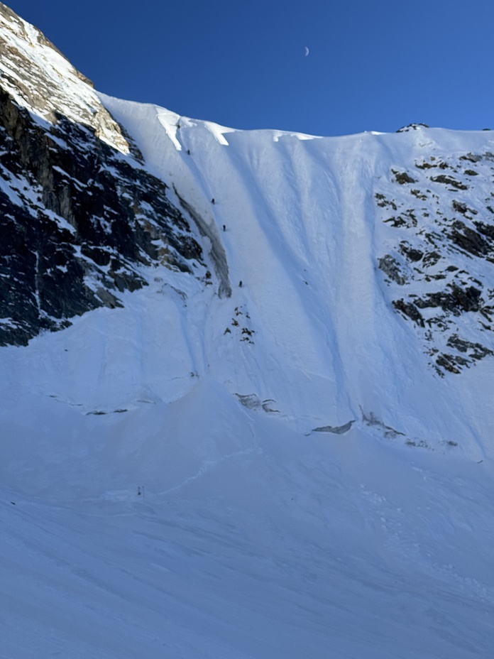 climbing the head wall of cholatse