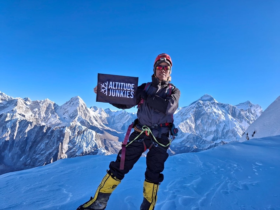 Ang gelu sherpa on the summit of Cholatse 2024