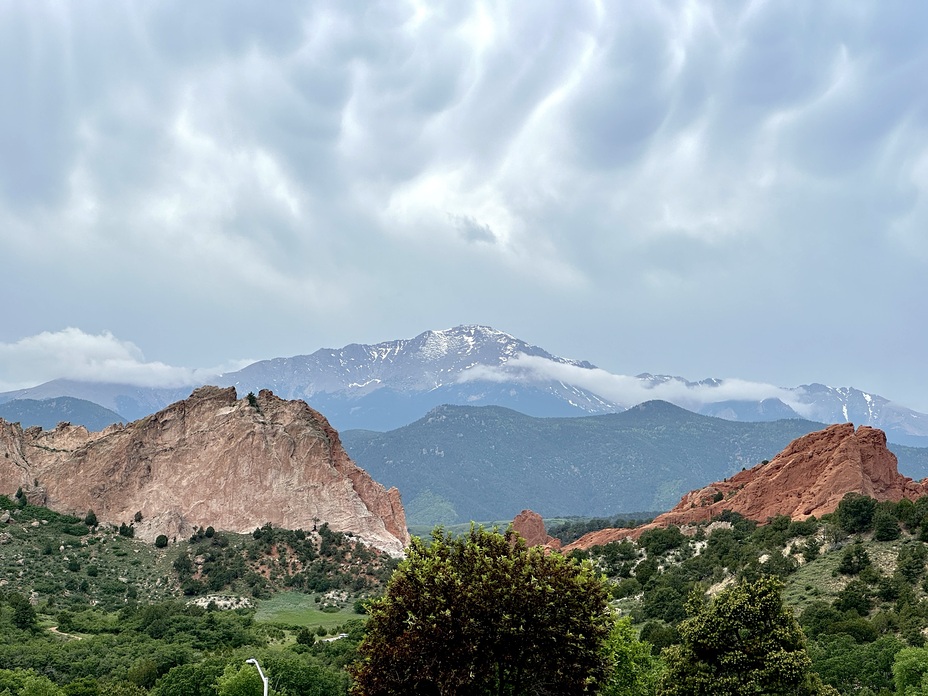 Pikes Peak From Garden Of The Gods Park
