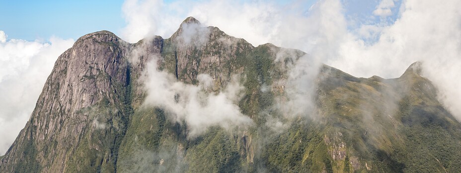 Pico Paraná visto do Caratuva
