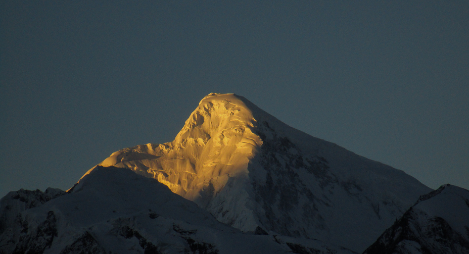 Diran Peak, Spantik Peak