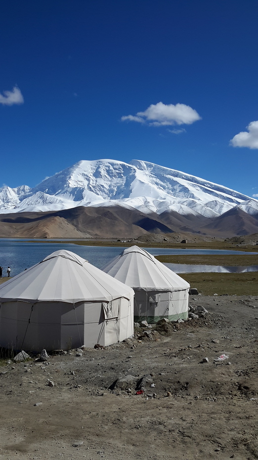 Muztagh Ata from the Lake