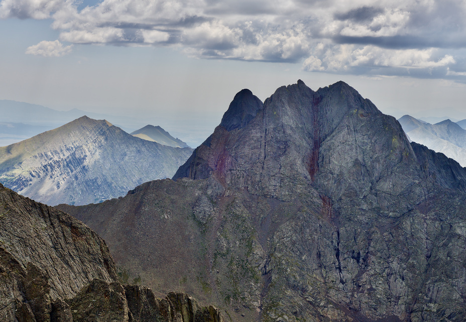 Bleeding Mountains, Crestone Peak