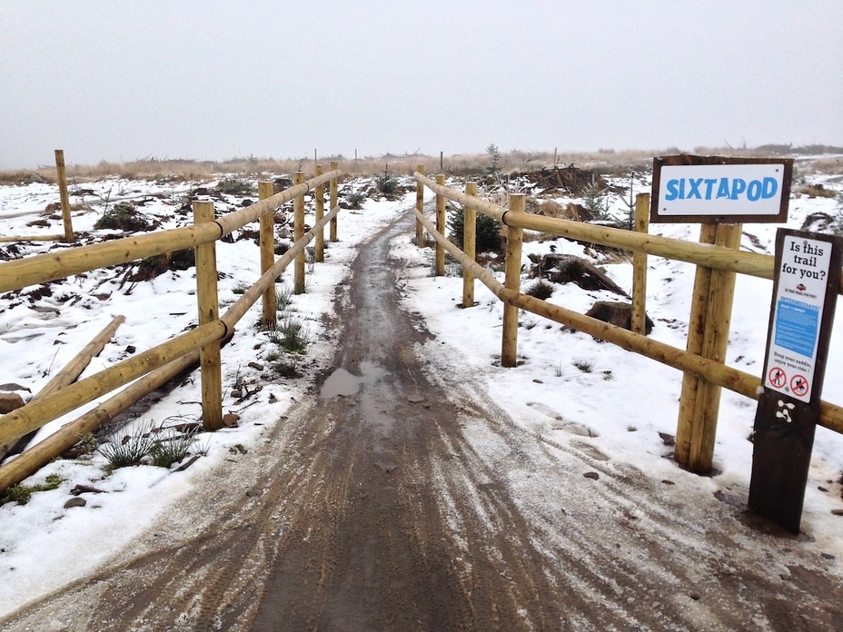 Sixtapod in the snow, BikePark Wales