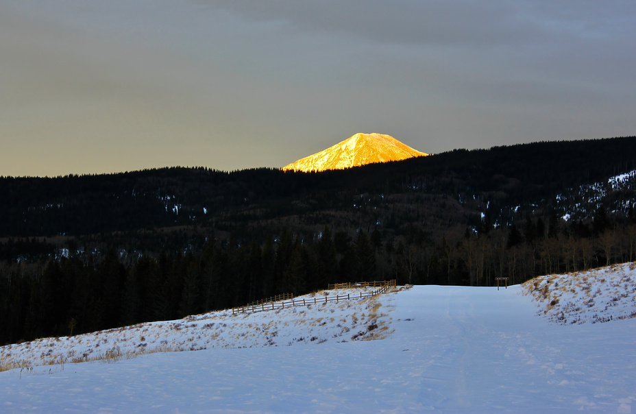 One Last Peek, West Spanish Peak