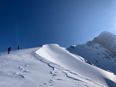 Sumit ridge, Mt Tapuaenuku (Kaikouras)