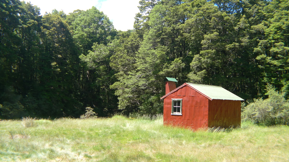 Lovely Wainui Hut