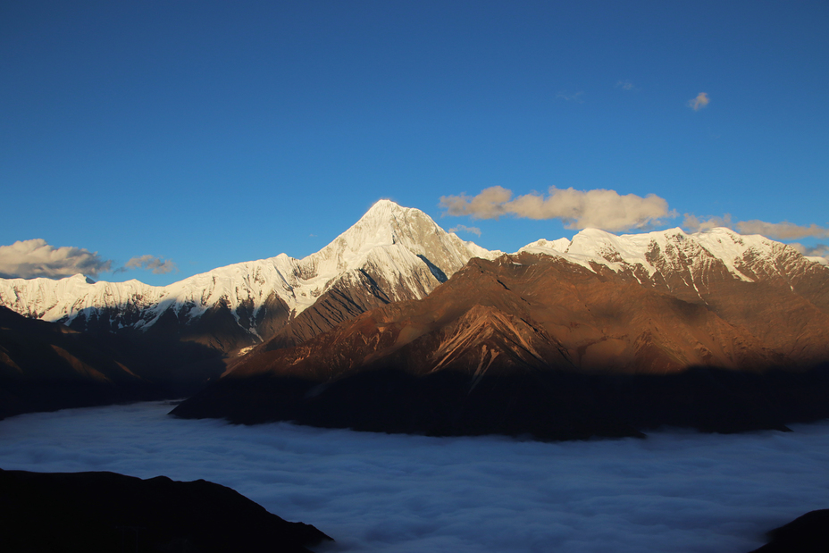 Zimei Mountain pass, Gongga Shan