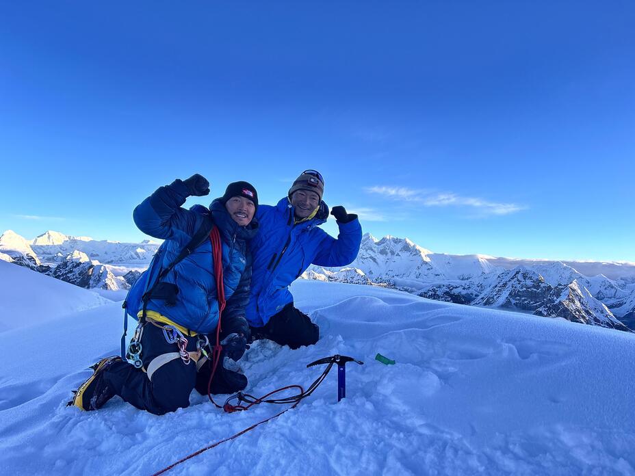 Mera peak top