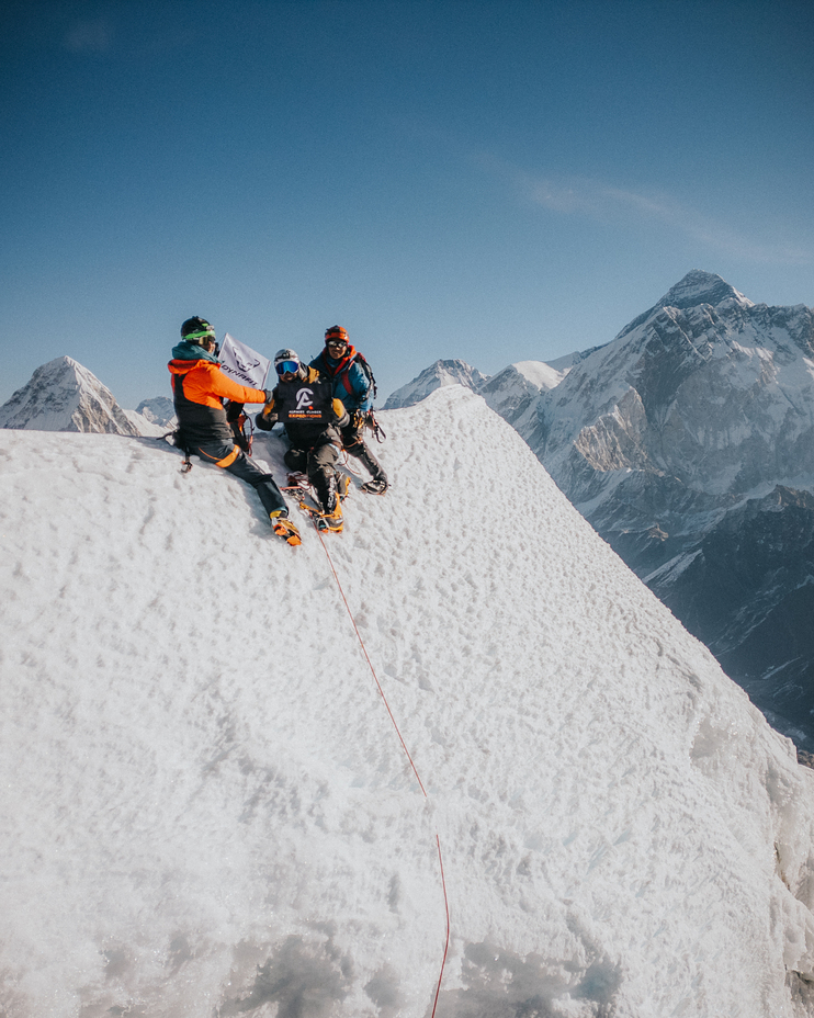 Alpinist Climber Expeditions, Cholatse