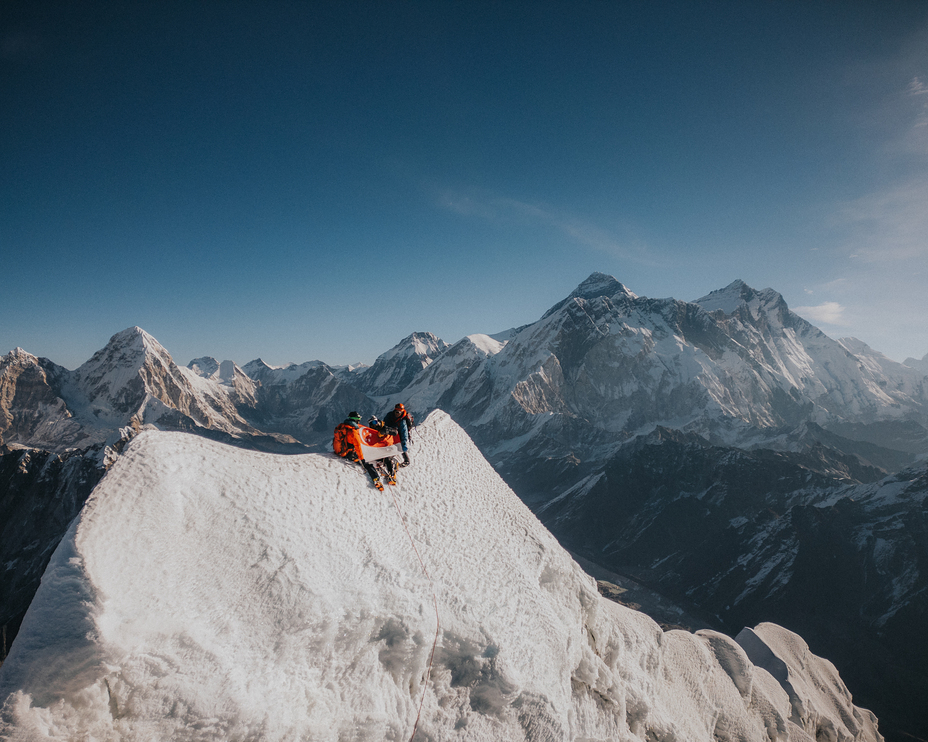 Alpinist Climber Expeditions, Cholatse