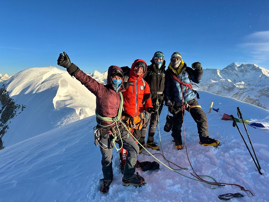 Alpinist Climber Expeditions, Mera Peak
