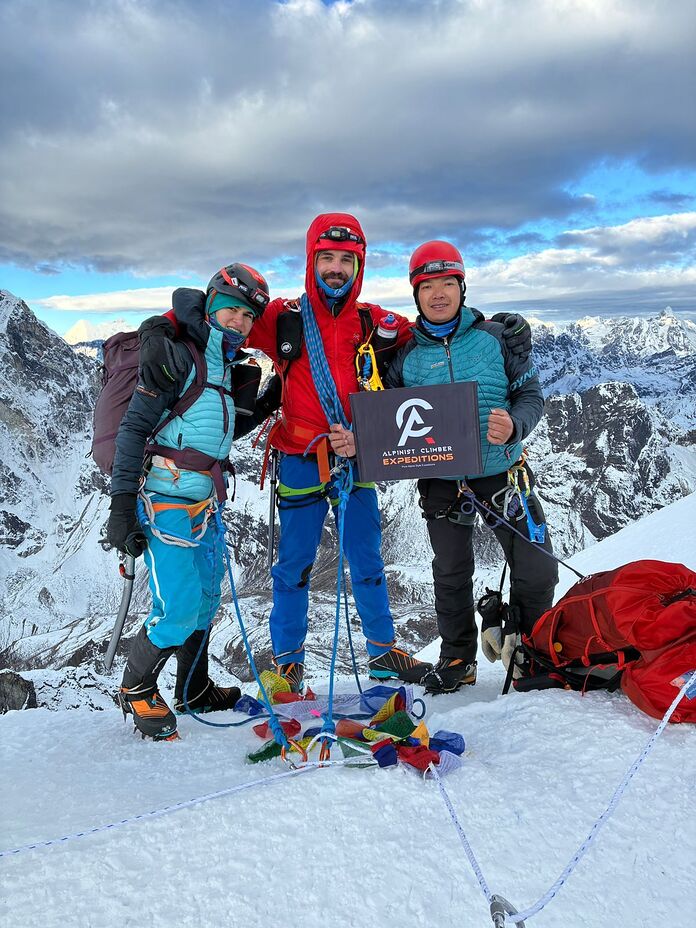 Alpinist Climber Expeditions, Lobuche East