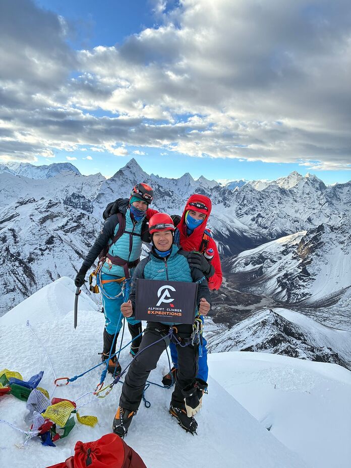 Alpinist Climber Expeditions, Lobuche East