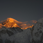 ALTITUDE JUNKIES -EVEREST, Mount Everest