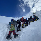 ALTITUDE JUNKIES, Manaslu