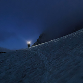 Alpspitze winter, snow patch crossing at night