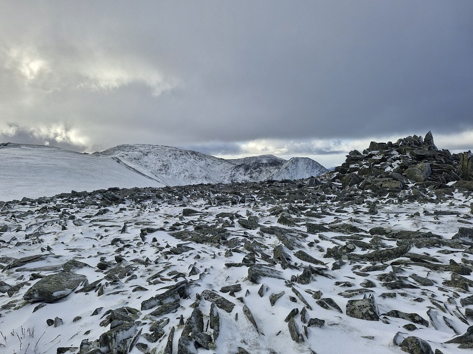 Rocky summit of Carnedd Gwenllian, Gyrn Wigau