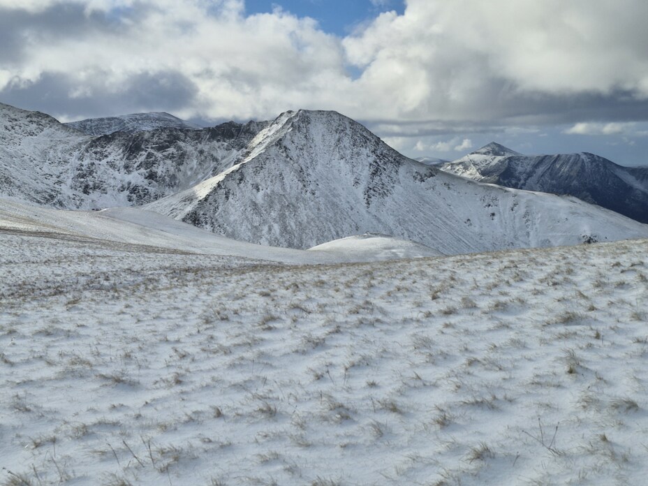 Yr Elen, 962 m (3,156 ft)