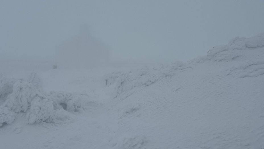 AMC Lake of the clouds hut, Mount Washington (New Hampshire)