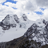 Condoriri desde la cumbre del Pico Austria