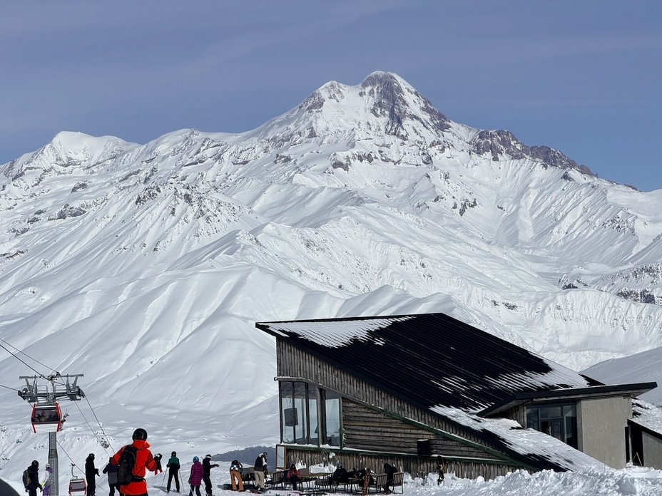 Mount Kazbek (Kazbegi / Mqinvartsveri), Kazbek or Kasbek