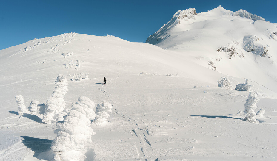 Sahale Mountain weather