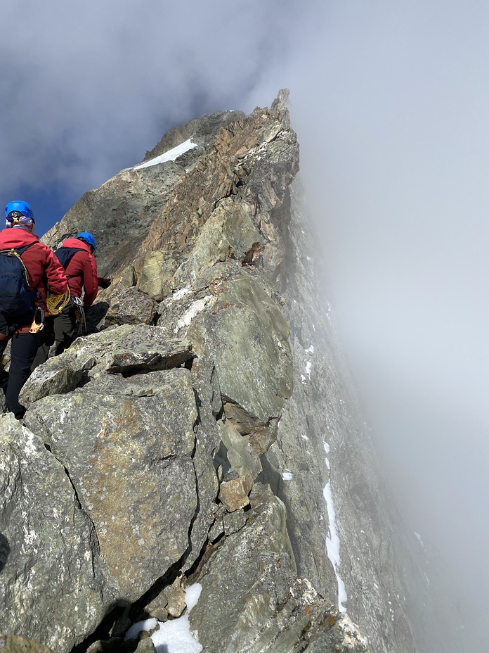 the last 300 ft and the Chief Gendarme, Kolhoi Peak