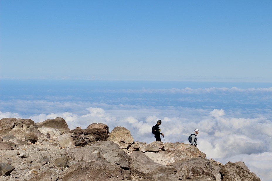 Decent Into The Clouds, Mount Egmont/Taranaki