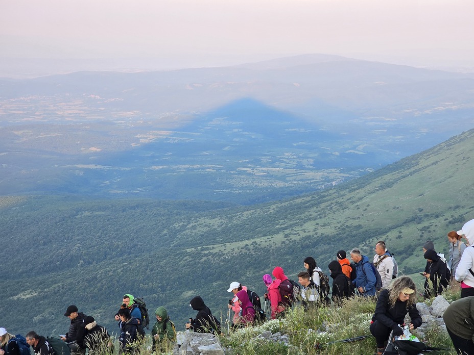 Senka piramide, Šiljak Rtanj