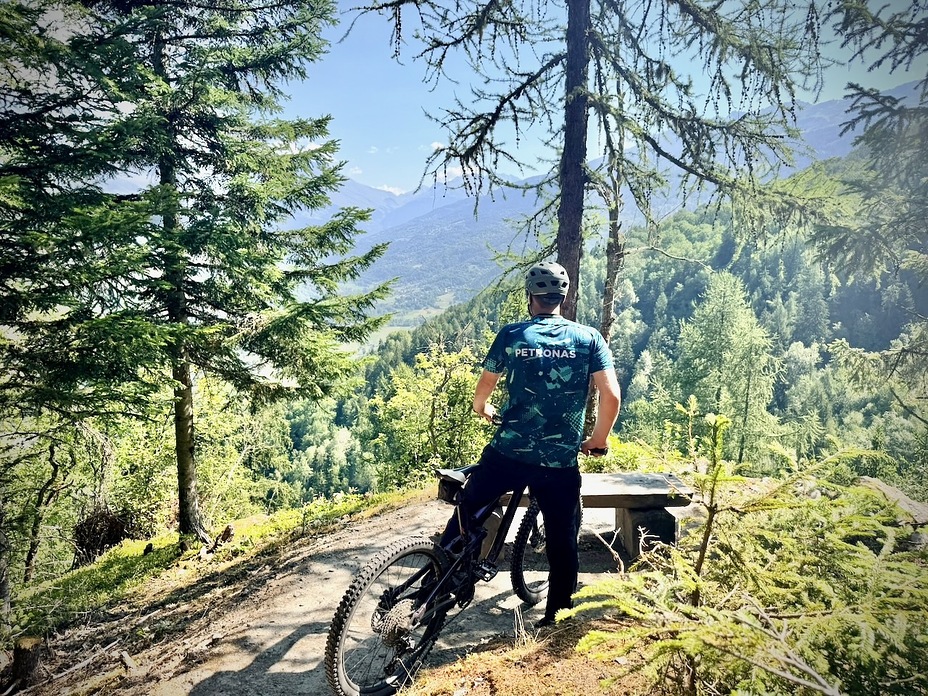 Descending from Montchavin, La Plagne Bike Park