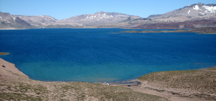 Laguna Del Maule