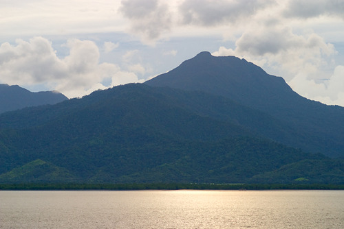 Thumb Peak (Palawan)