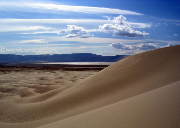 Sand Mountain (Nevada)