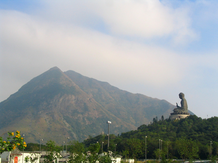 Lantau Peak (鳳凰山)