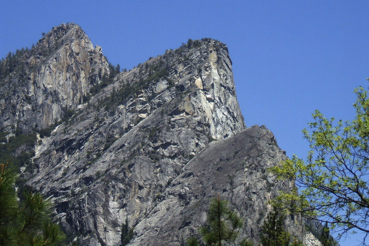 Three Brothers (Yosemite) weather
