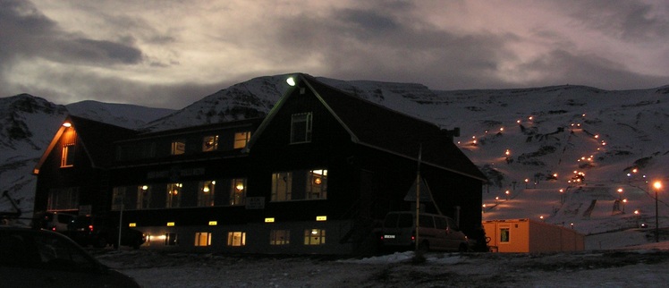 Hlíðarfjall weather