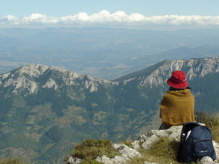 Divna Gorica ...  Bathed in the Sun ..., Trem - Suva planina