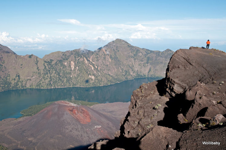 "gunung baru", the new volcanoe within the old caldera of Rinjani, Mount Rinjani
