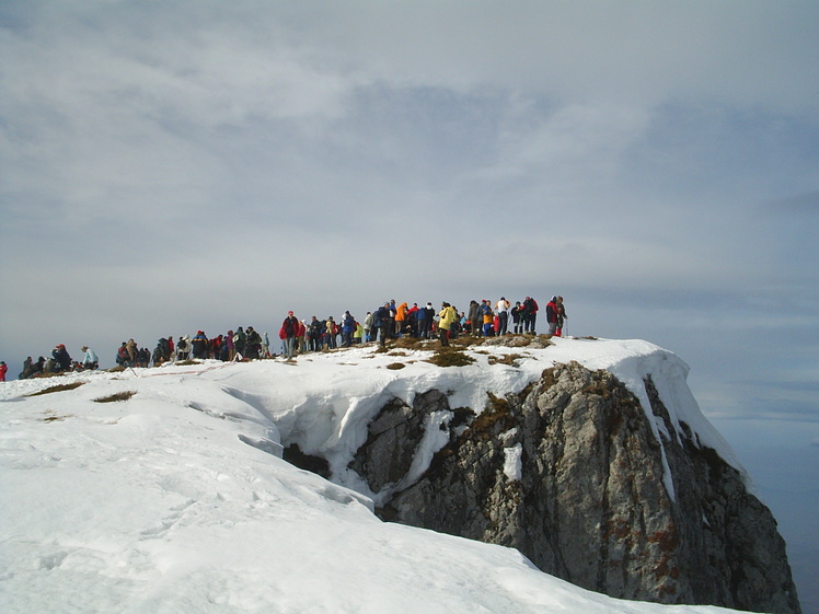 Peak ..., Trem - Suva planina