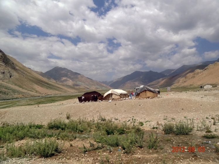 Ali  Saeidi  NeghabeKoohestaN, Damavand (دماوند)