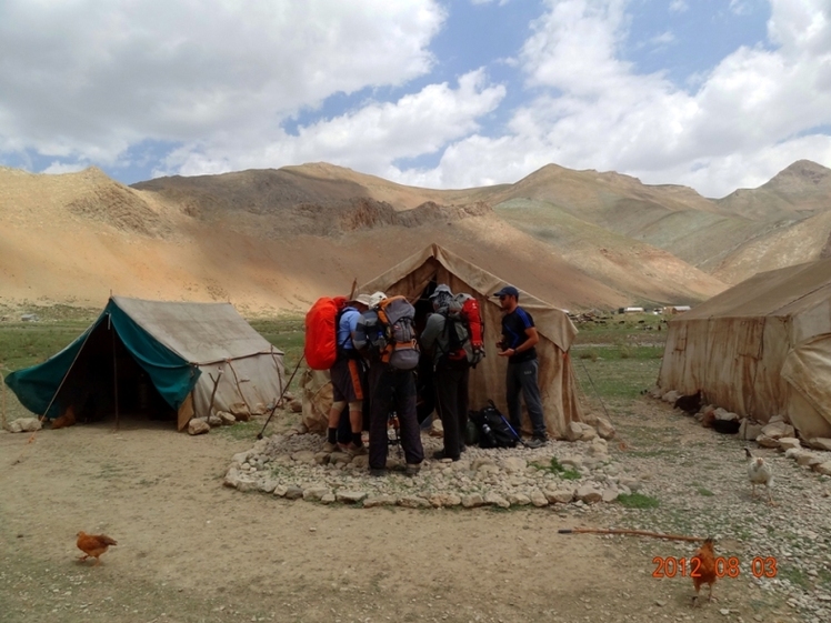 Ali  Saeidi  NeghabeKoohestaN, Damavand (دماوند)