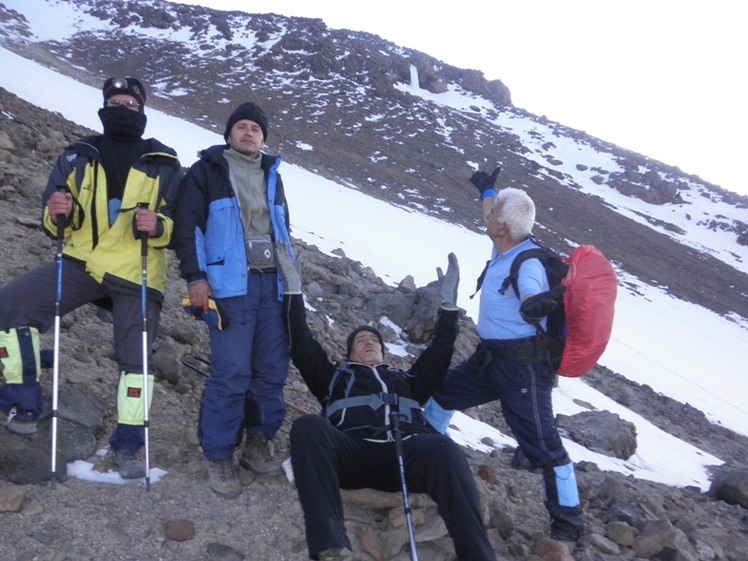 Ali  Saeidi  NeghabeKoohestaN, Damavand (دماوند)