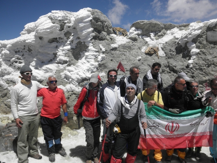 Ali  Saeidi  NeghabeKoohestaN, Damavand (دماوند)