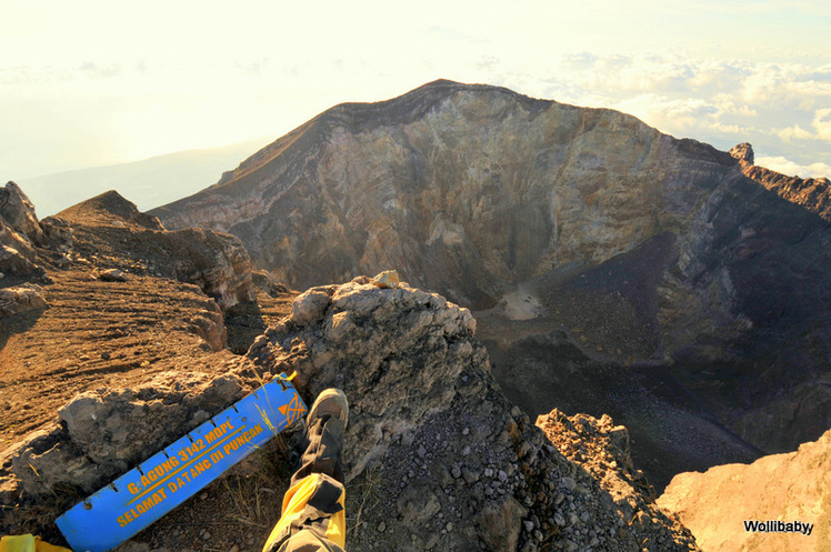 the giant Caldera of Agung, Mount Agung