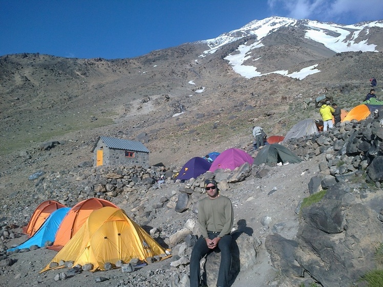 Ali   Saeidi   NeghabekoohestaN, Damavand (دماوند)