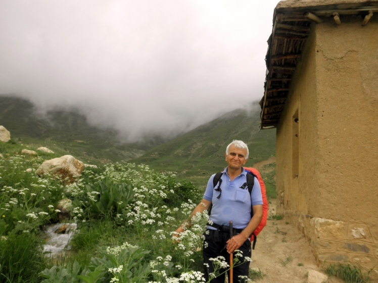 Ali   Saeidi   NeghabekoohestaN, Damavand (دماوند)