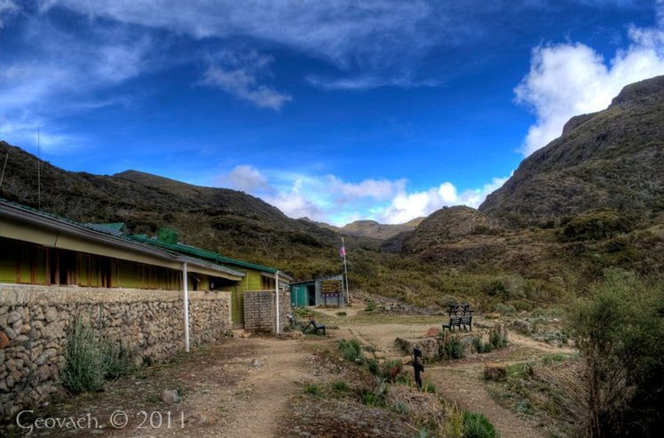 Refugio Base Crestones, Chirripó Costa Rica., Cerro Chirripo