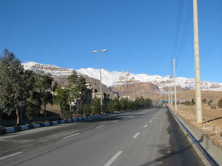 ghalat mount from golestan town 